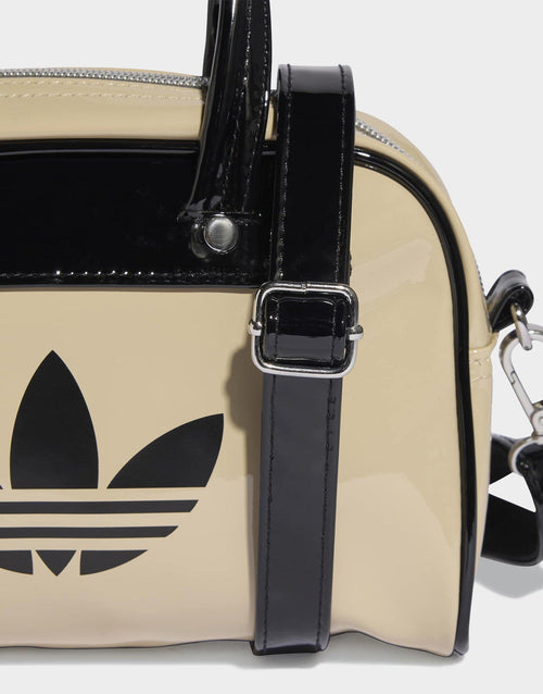 กระเป๋า Adicolor Mini Bowling