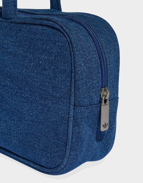 กระเป๋า Adicolor Elongated Airliner Denim