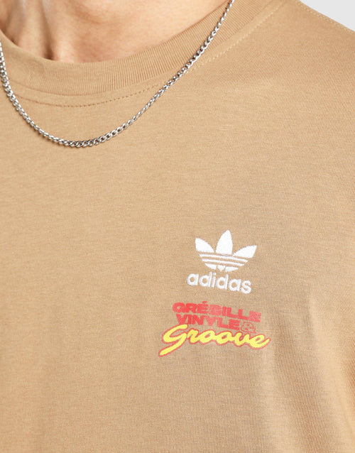 เสื้อยืดผู้ชาย Vinyl and Groove