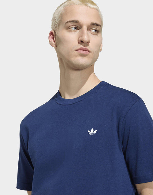 เสื้อยืดผู้ชาย Trefoil Essentials