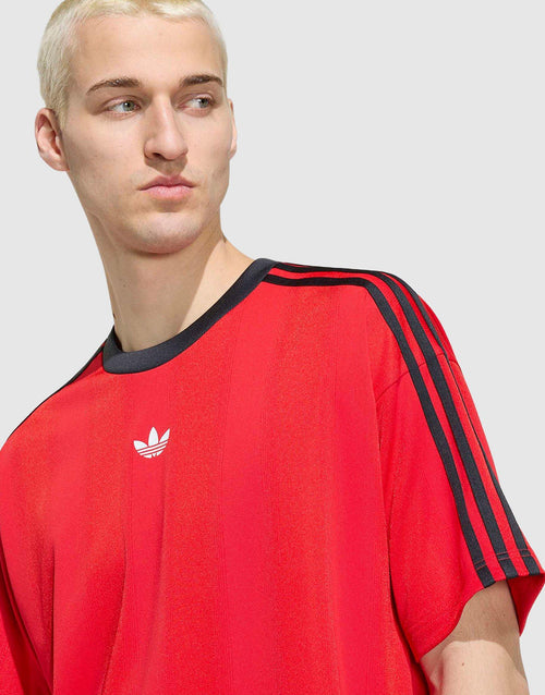 เสื้อฟุตบอลผู้ชาย Adicolor Jacquard