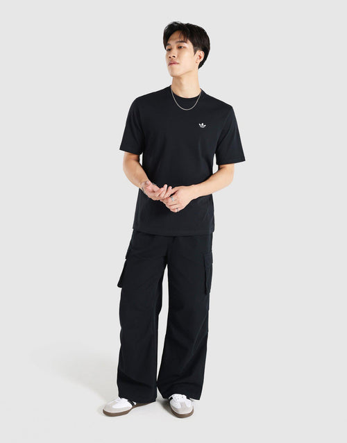 เสื้อยืดผู้ชาย Trefoil Essentials