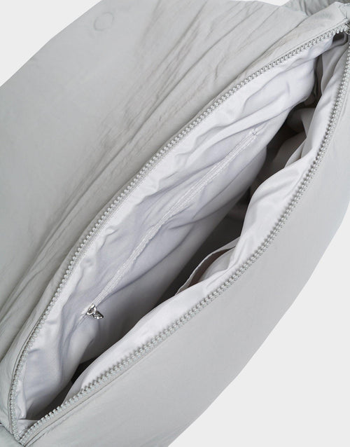 กระเป๋า Puffy Crossbody