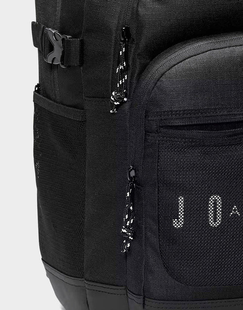 กระเป๋าสะพายหลัง Blacktop (25L)