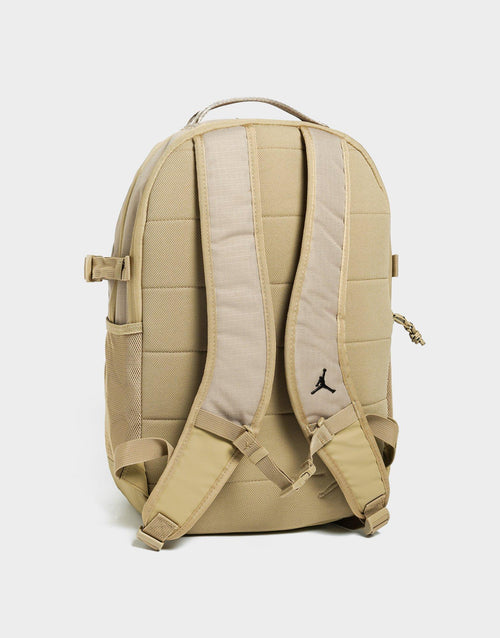 กระเป๋าสะพายหลัง Blacktop (25L)