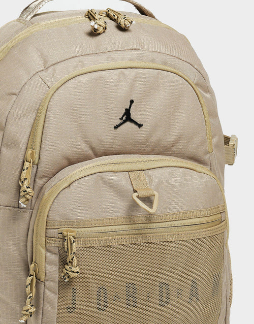 กระเป๋าสะพายหลัง Blacktop (25L)