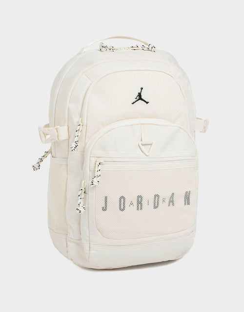 กระเป๋าสะพายหลัง Blacktop (25L)