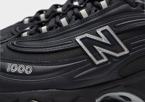 รองเท้าผู้ชาย 1000