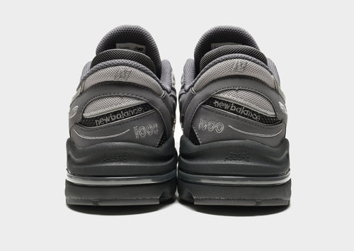 รองเท้าผู้ชาย 1000