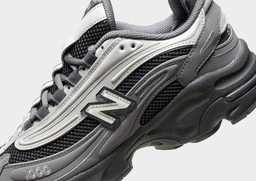 รองเท้าผู้ชาย 1000