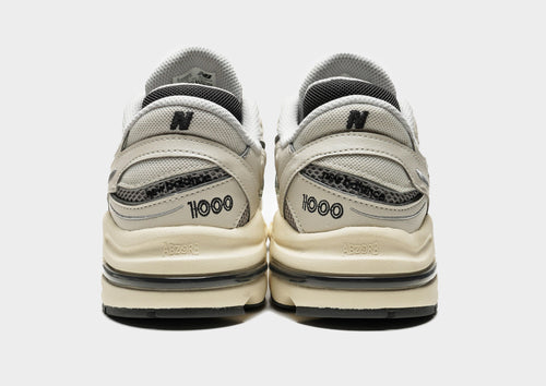 รองเท้าผู้หญิง 1000