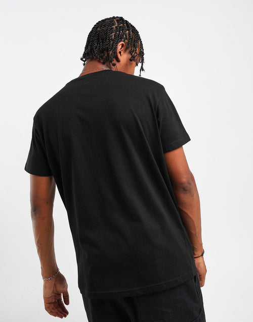 เสื้อยืดผู้ชาย Elevated
