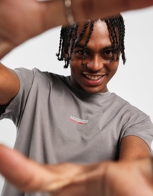 เสื้อยืดผู้ชาย Essential Tape