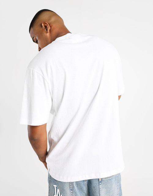 เสื้อยืดผู้ชาย 88 Showdown LA Dodgers