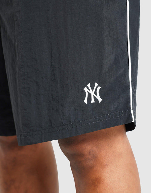 กางเกงขาสั้นผู้ชาย Piped Beach NY Yankees
