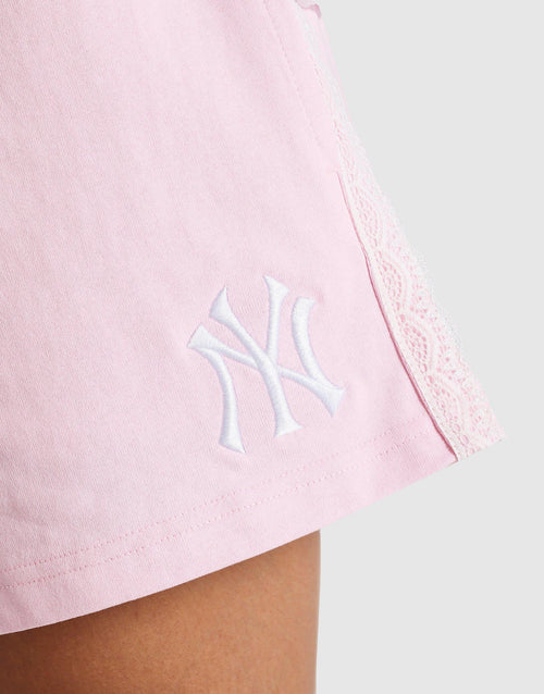 กางเกงขาสั้นผู้หญิง Lace Trim NY Yankees