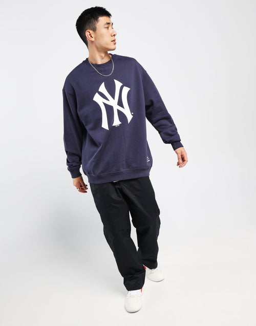 เสื้อแขนยาวผู้ชาย NY Yankees Classic Crest
