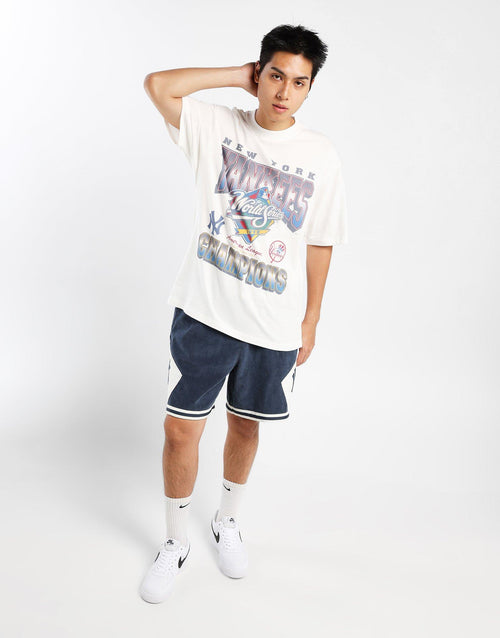 เสื้อยืดผู้ชาย World Series Champions Yankees