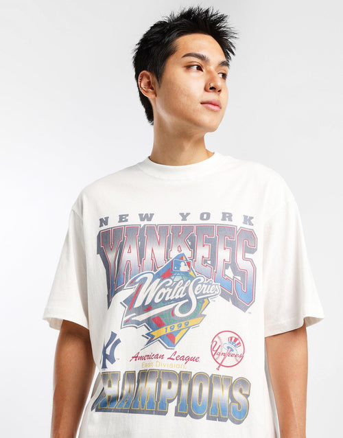 เสื้อยืดผู้ชาย World Series Champions Yankees