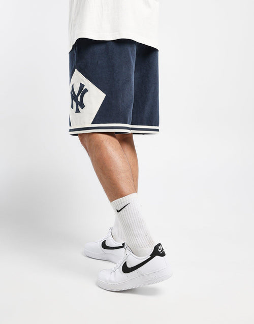กางเกงขาสั้นผู้ชาย Corduroy Yonder Knits NY Yankees