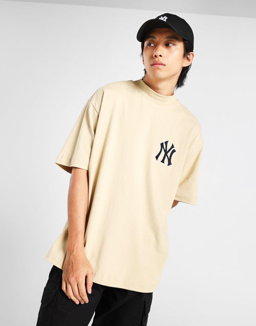 เสื้อยืดผู้ชาย Monogram Logo NY Yankees
