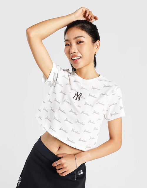 เสื้อยืดผู้หญิง Monogram NY Yankees