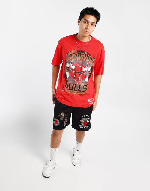 เสื้อยืดผู้ชาย Explode Champions Bulls