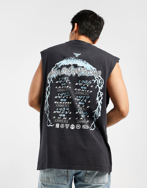 เสื้อยืดผู้ชาย Electric Muscle Bull