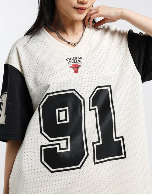 ชุดเดรสผู้หญิง Bull Oversized Jersey
