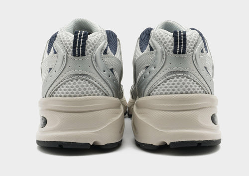 รองเท้าผู้ชาย 530