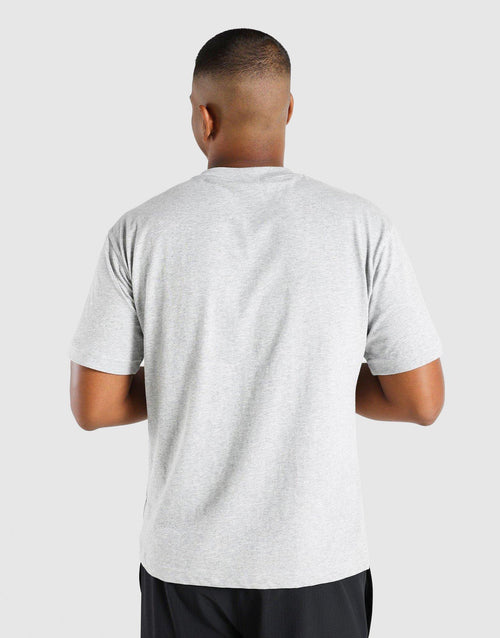 เสื้อยืดผู้ชาย Stacked Embroided Logo
