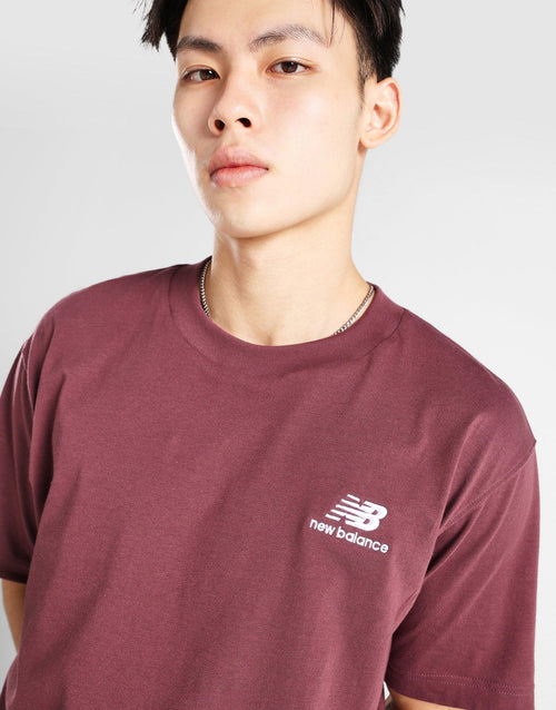 เสื้อยืดผู้ชาย Stacked Embroided Logo