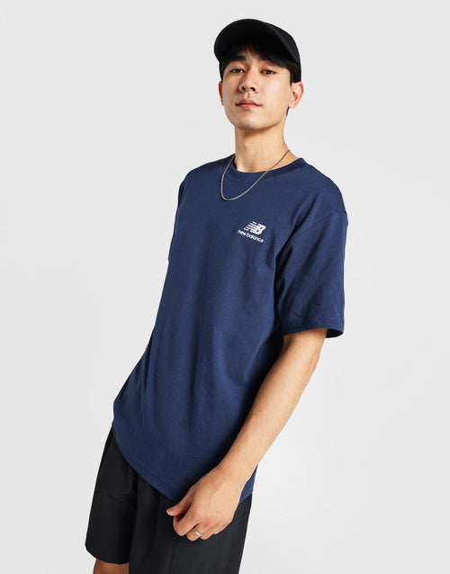 เสื้อยืดผู้ชาย Stacked Embroided Logo