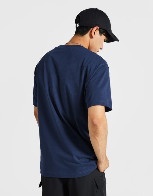 เสื้อยืดผู้ชาย Stacked Embroided Logo