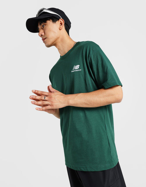 เสื้อยืดผู้ชาย Stacked Embroided Logo
