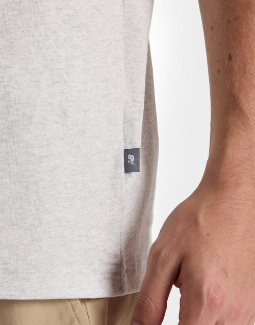 x Face Oka เสื้อยืดผู้ชาย Runners