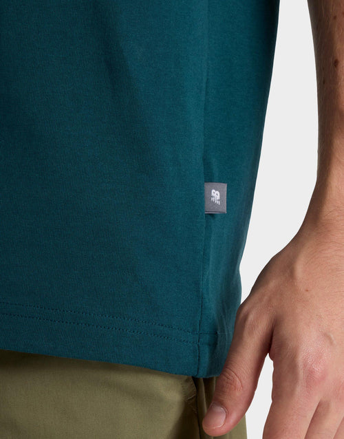 เสื้อยืดผู้ชาย Debut Statue