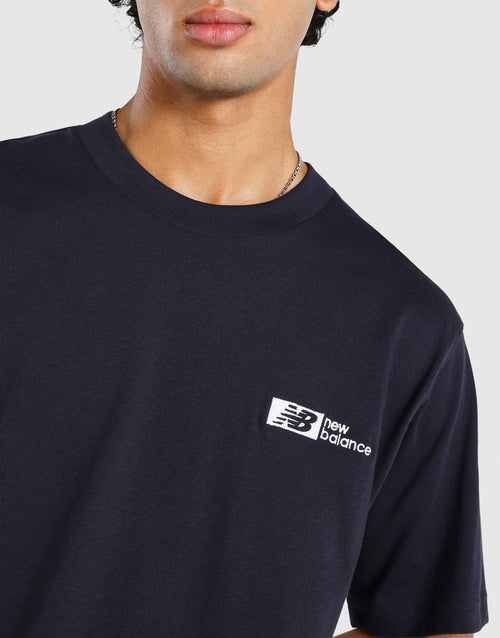 เสื้อยืดผู้ชาย Core Logo