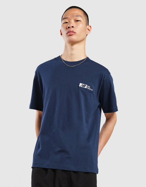 เสื้อยืดผู้ชาย Core Logo