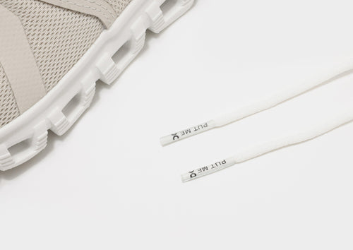 รองเท้าผู้หญิง Cloud 6