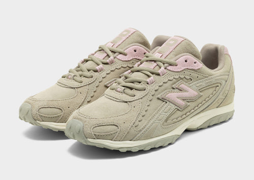 รองเท้าผู้หญิง 204L Sakura Pack