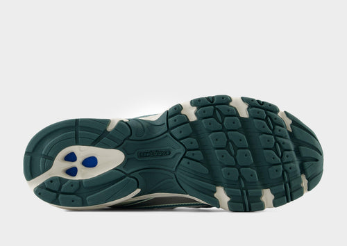 รองเท้าผู้ชาย 740