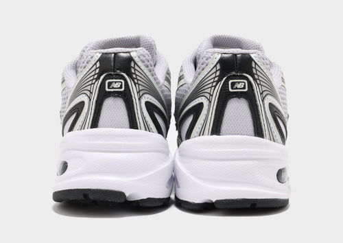 รองเท้าผู้หญิง 740