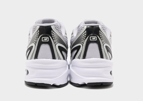 รองเท้าผู้ชาย 740