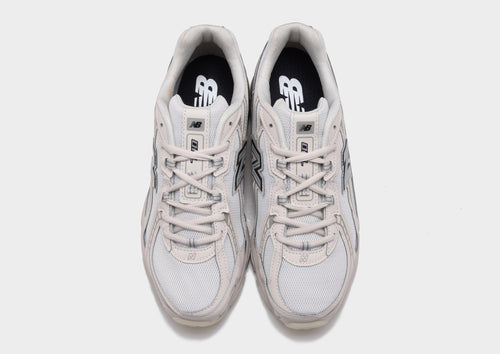 รองเท้าผู้ชาย 740