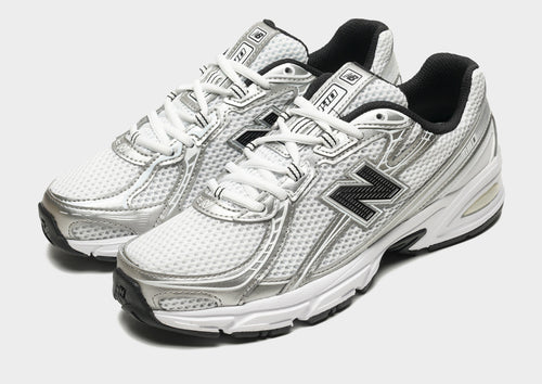 รองเท้าผู้หญิง 740