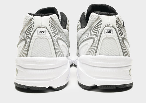 รองเท้าผู้ชาย 740