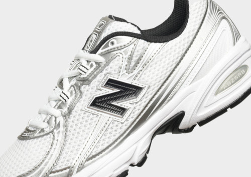 รองเท้าผู้ชาย 740