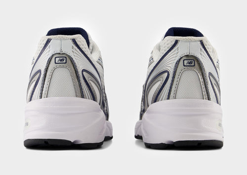 รองเท้าผู้ชาย 740