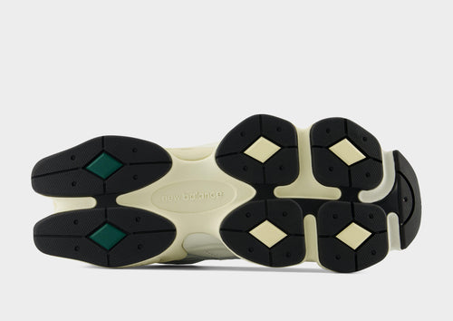 รองเท้าผู้ชาย 9060